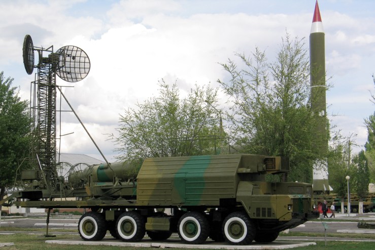 15V75 tropospheric commstation